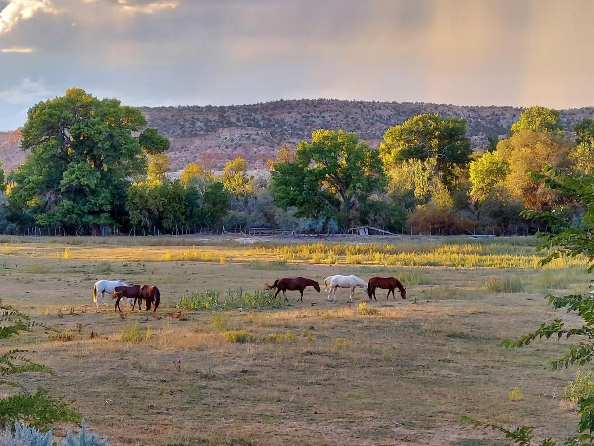 Canyons Of Escalante Rv Park Exterior photo