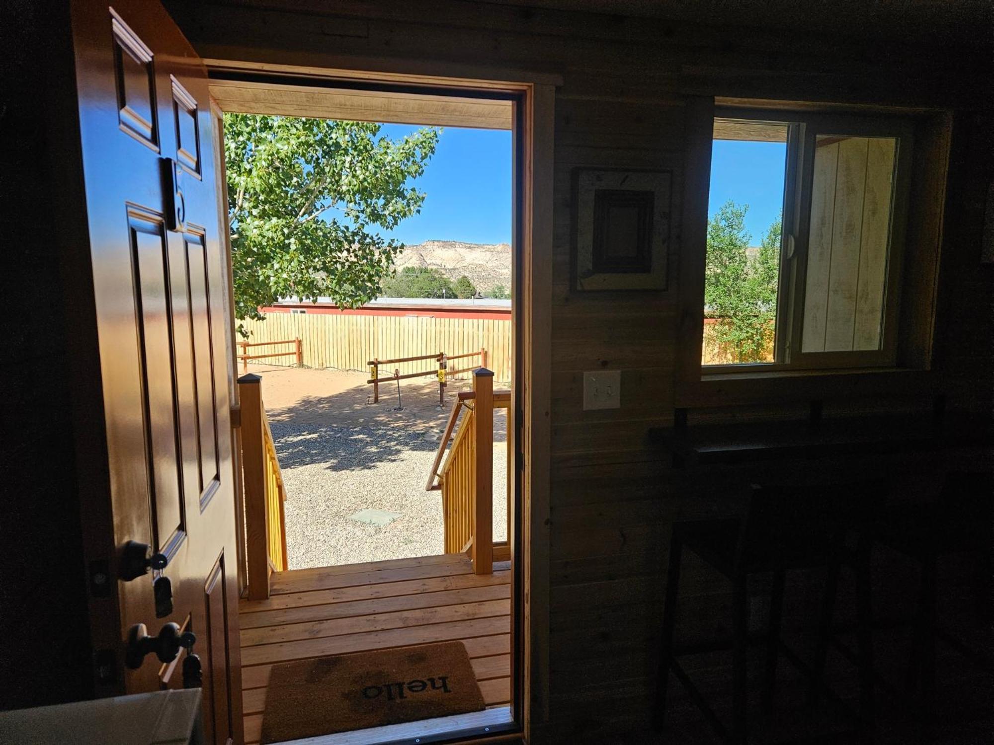 Canyons Of Escalante Rv Park Room photo
